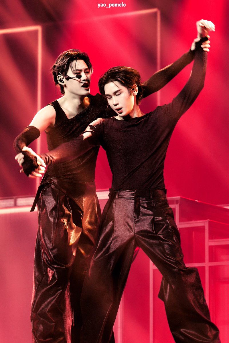 yaopomelo's tweet photo. 🫠🫠

EMBPFK CLOSE FRIENDS PARTY
 #FFFPartyConcert2026D1
#BounPrem 
@Prem_space @bb0un https://t.co/VIJDGrwuTM