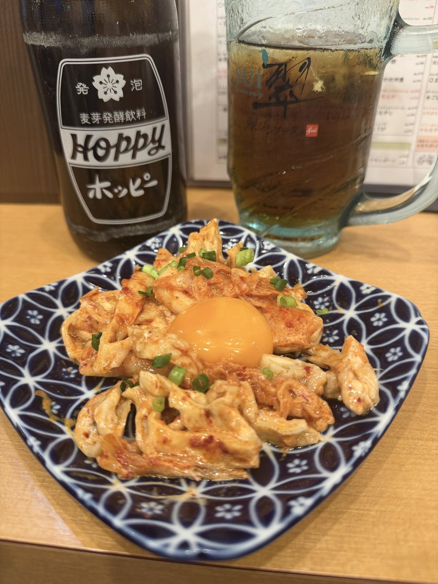ikayono's tweet photo. 土曜日を乗り切り、雨やどり🍺 #ほていちゃん https://t.co/6cDNaCP7yn