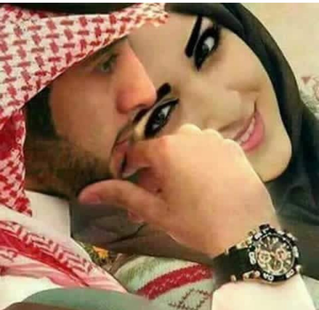 Aw31837's tweet photo. "أنتِ الحياةُ، وما سواكِ أمنيةٌ
       يا غايةَ الروحِ يا اجملَ الاحلامِ https://t.co/wINQV43JQz