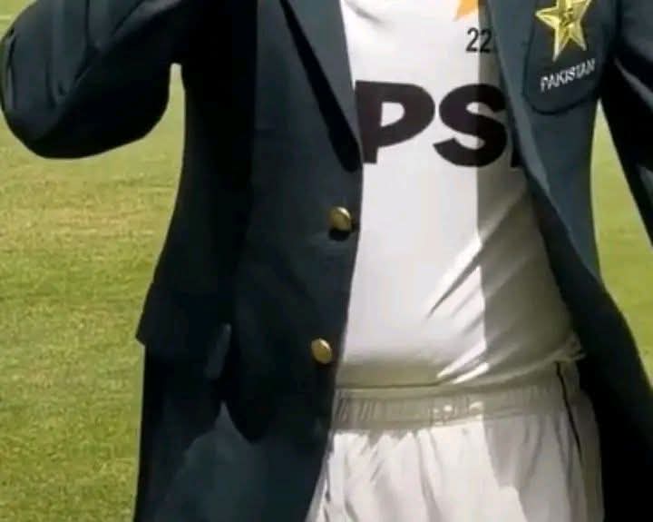 ashraf_akhun's tweet photo. my captain is backkk 🥵 https://t.co/pm3l5YkyIK