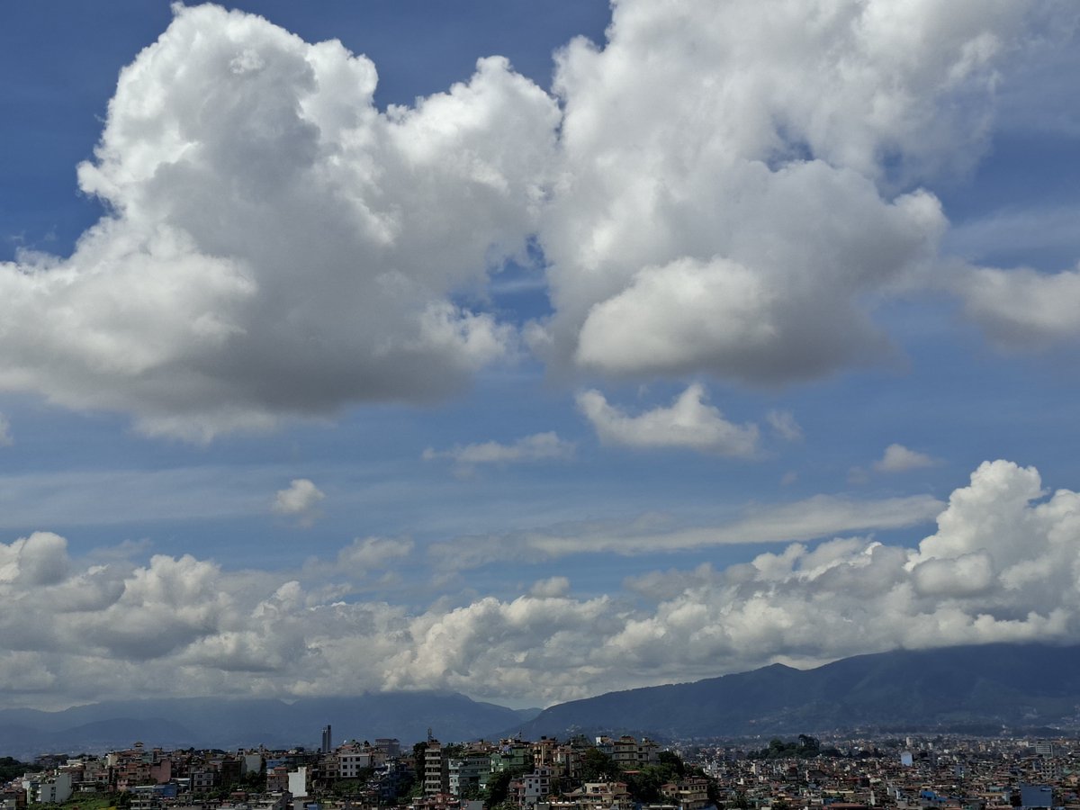 lenshimalayan's tweet photo. #trending #photography #kathmandu #morningview https://t.co/tm0pKQHDCJ