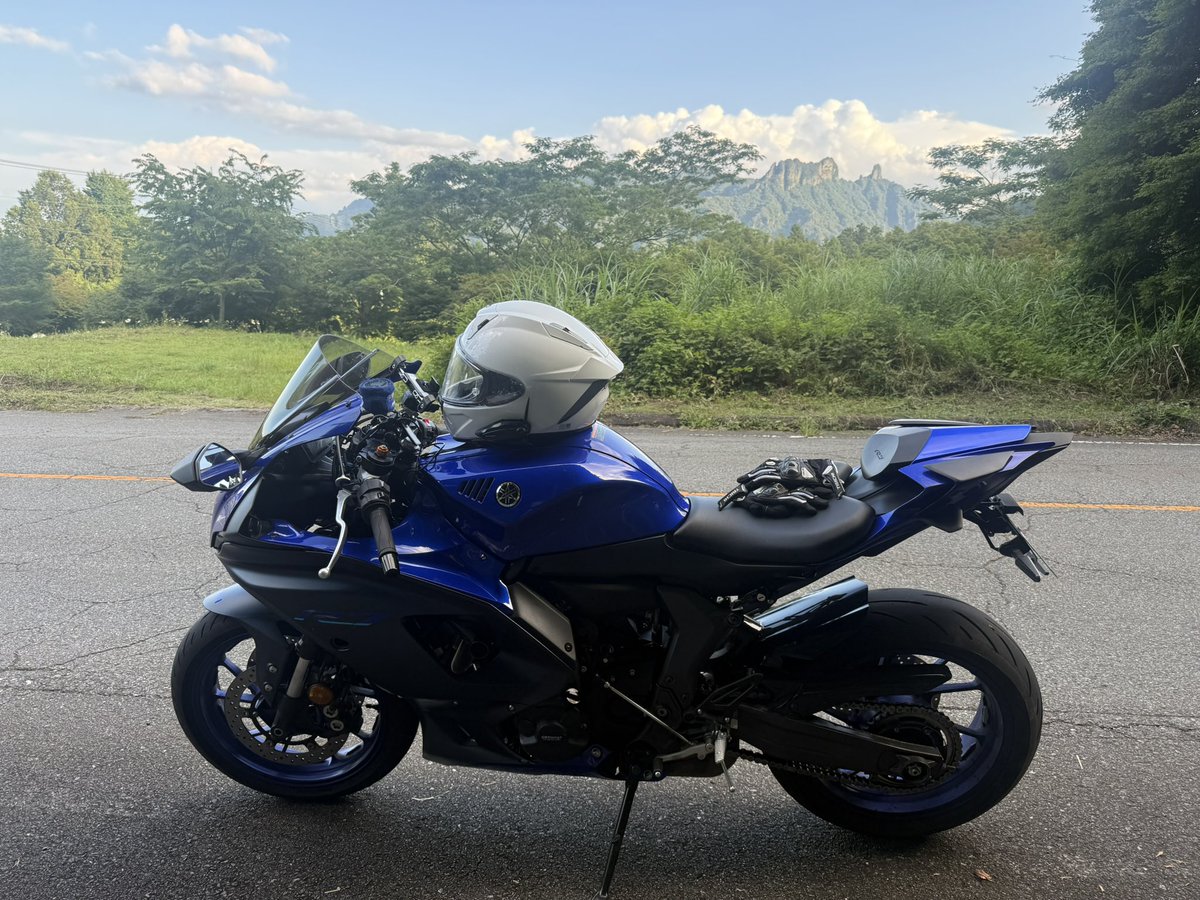 ysk_R7's tweet photo. 2年ぶりの志賀草津からの碓氷峠へ🏍️
バイク5台うまく撮るの難しい🤔 https://t.co/eyNxttSbiS