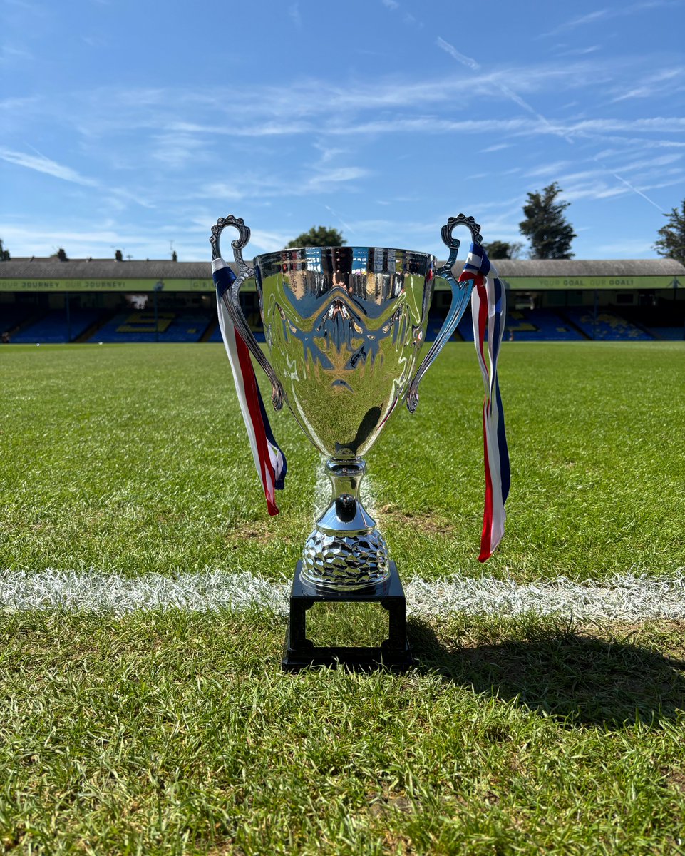 leytonorientfc's tweet photo. The JE3 Trophy 🏆

#LOFC #OneOrient https://t.co/6Odqg7rCul