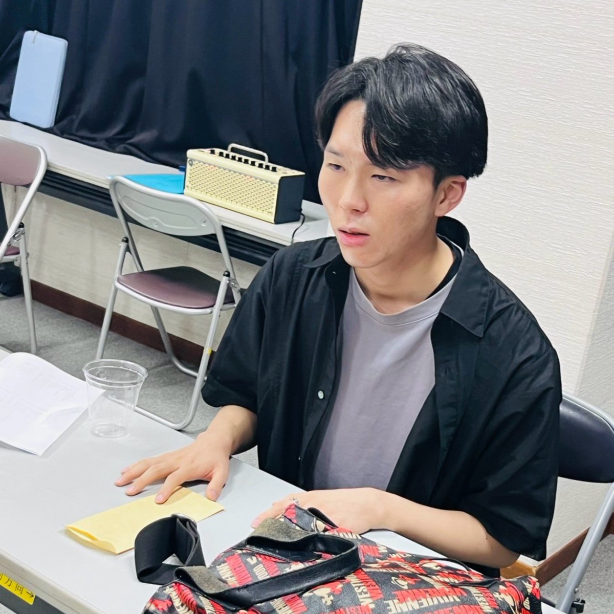 yubipero_engeki's tweet photo. 【ポケット公演】
本日も8時間に及ぶ稽古…暑い日はやっぱり演劇だぜ✌

ポケット公演でのメインキャストは…

・渡部♥亮子
・藤田まろは
・柿田ピー
・遠藤たくま

の4人でお送りします🍭

現在必死に練習中☺
もうしばらくお待ち下さい🙇

#指ペロ
#指先ペロペロキャンディー https://t.co/HtbKm6VLN2