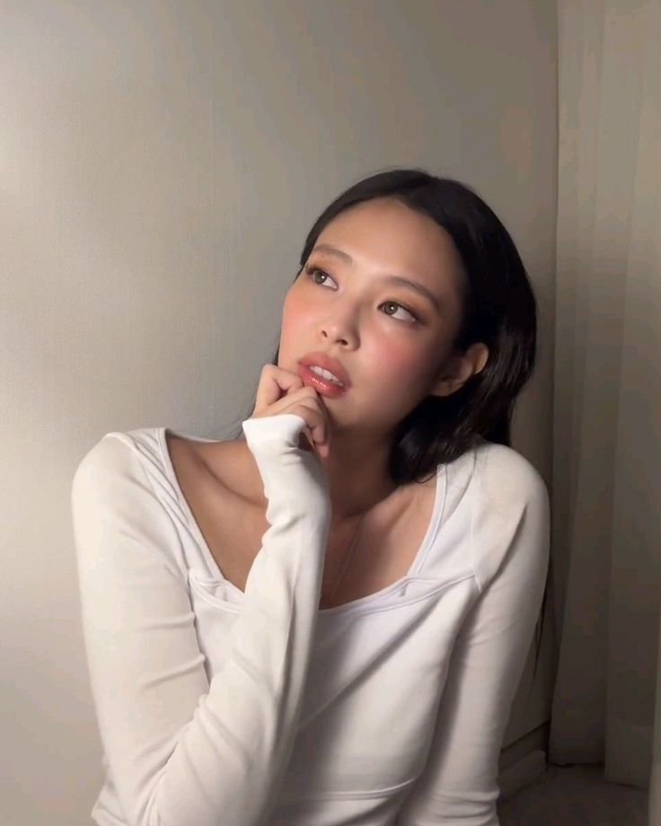 𝘊𝘰𝘳𝘢𝘭. tweet media