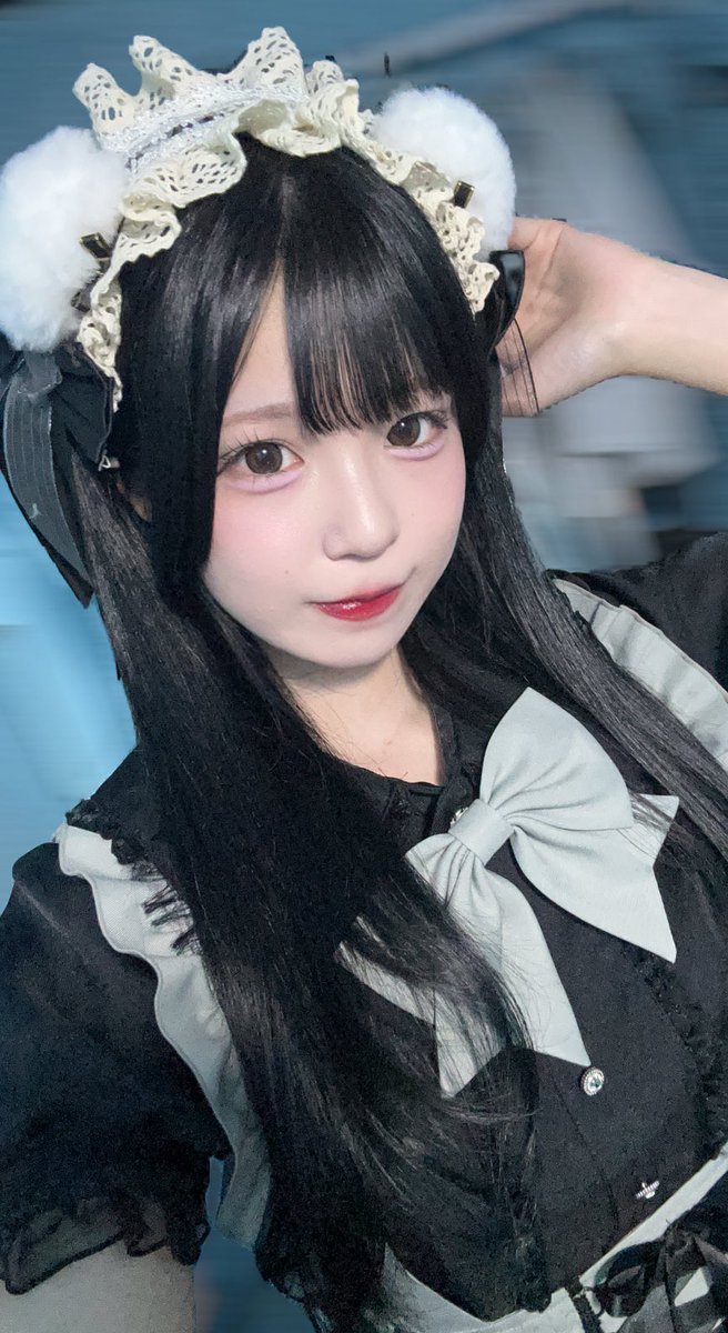 suzu__and's tweet photo. います❕Noire❕ https://t.co/0e1mRjCMqo
