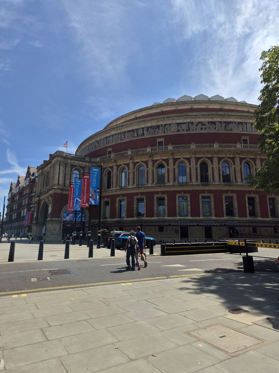 Mind_the_Blog's tweet photo. Fourth Prom of 2026!
#BBCProms #HorribleScience #CBBC https://t.co/ynWf3CN6Op