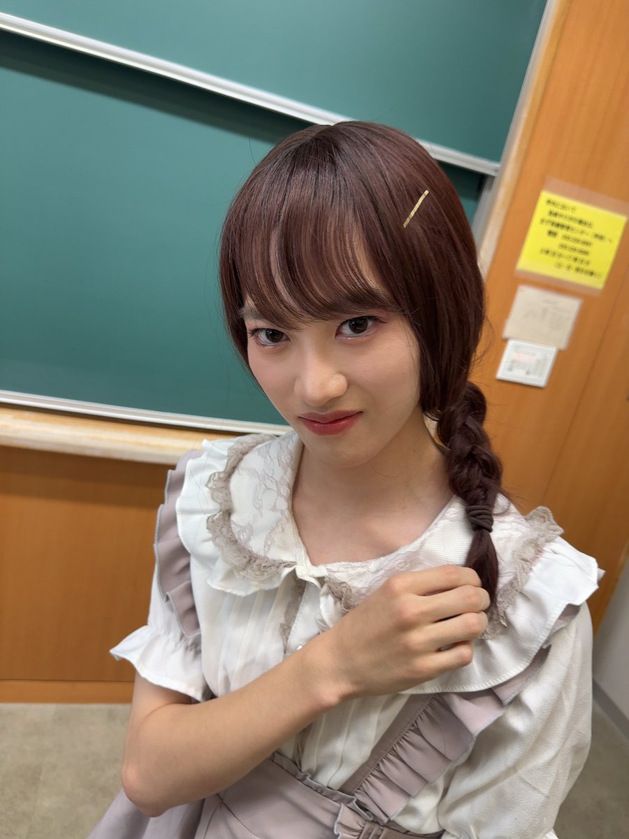 ona_co's tweet photo. 男子大学生を女装させてみた💕

世間はプロパガンダですが、私は今週も男子大学生を女装させてました。クラス中熱狂、優勝てことで🏆 https://t.co/fAJd5NiyTK