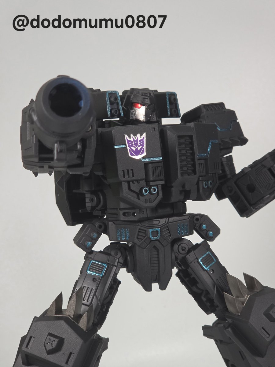dodomumu0807's tweet photo. #トランスフォーマー
#リペフォ
#Maccadam

Decepticon Commander Turmoil https://t.co/gjyxGfOgpL