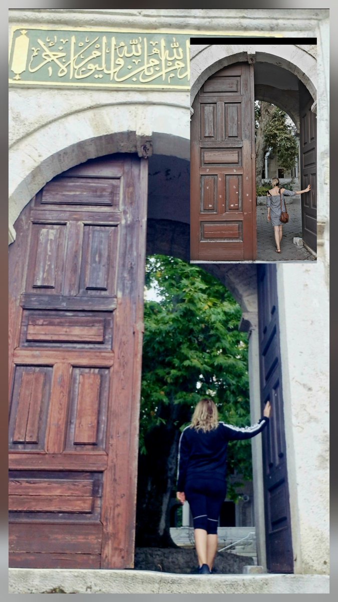 brbrssas's tweet photo. Bahçesine gelip çınar ve kestane ağaçları altında huzur bulduğum cami avlusu ve çok beğendiğim kapılardan biri ayrı bi duygu verir nedense içime hep
2026 -2019 https://t.co/66ZIffwZE6