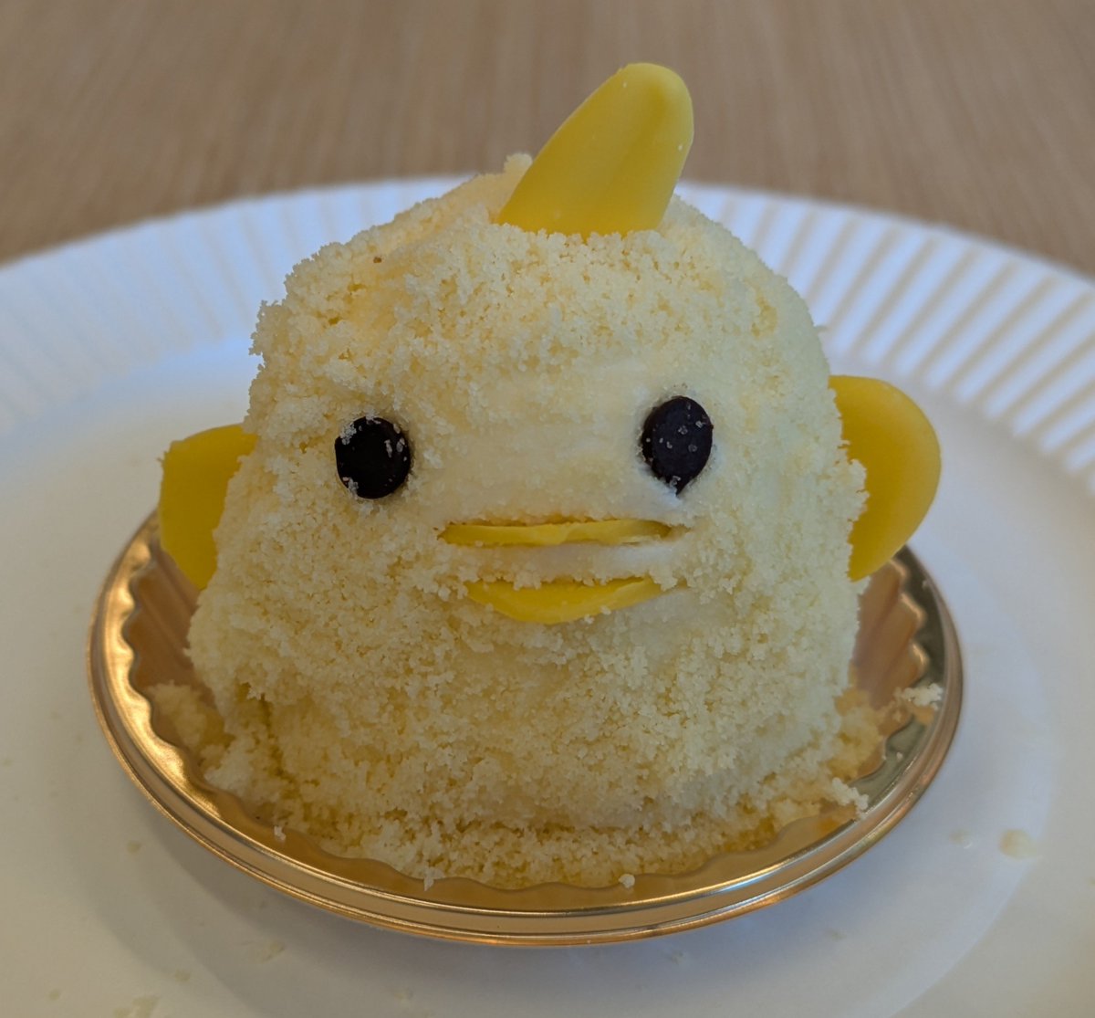 jirouza's tweet photo. 本日生まれて初めてのぴよりん食べた
なのに４羽食べた
満足 https://t.co/KG72AATQ3k