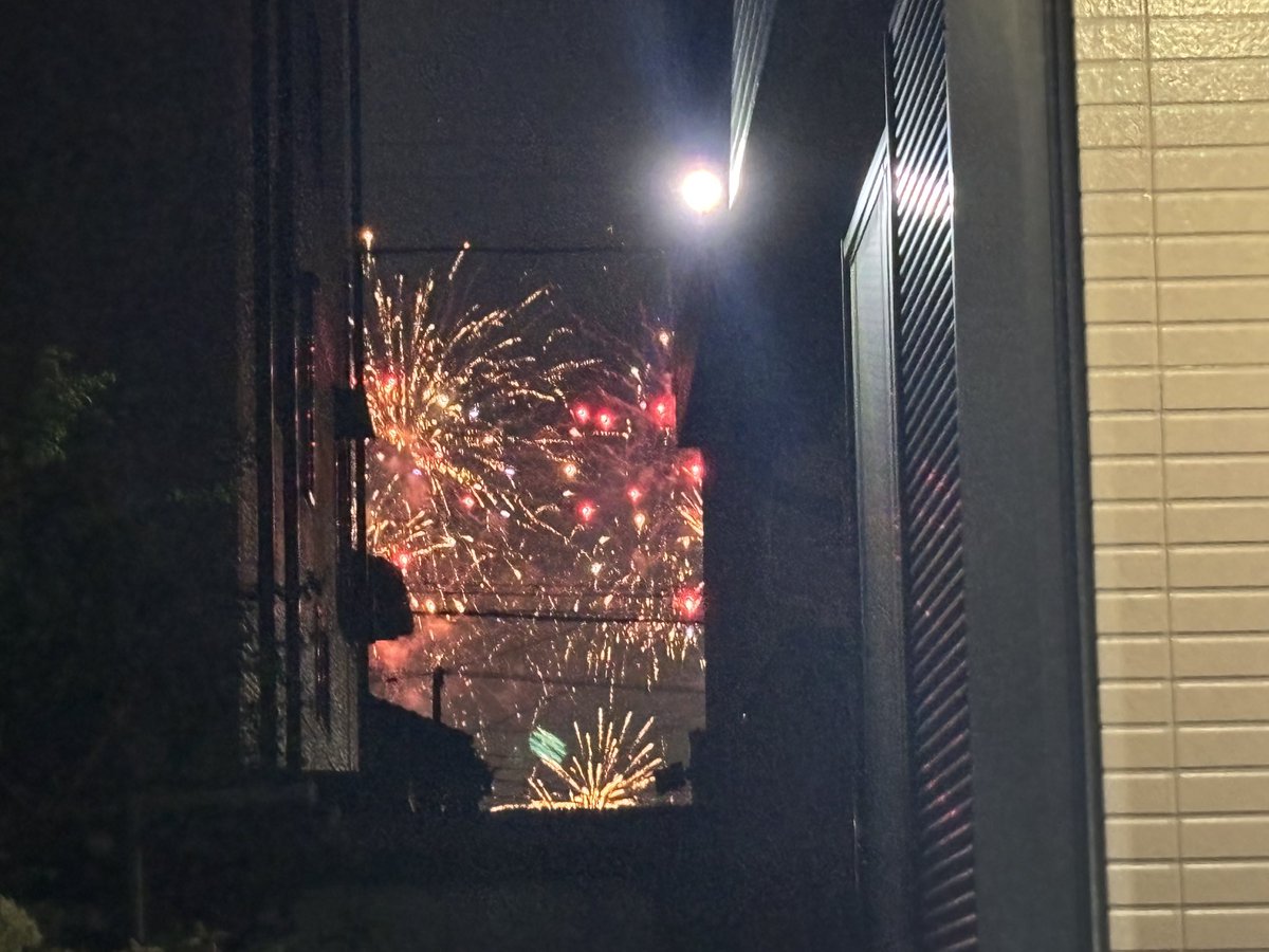 oshifuru7's tweet photo. みんなお疲れ様でした。
花火大会🎆&amp;BBQ🍖してました
明日元気に会おうね☺️ https://t.co/nN9gdQMqkX