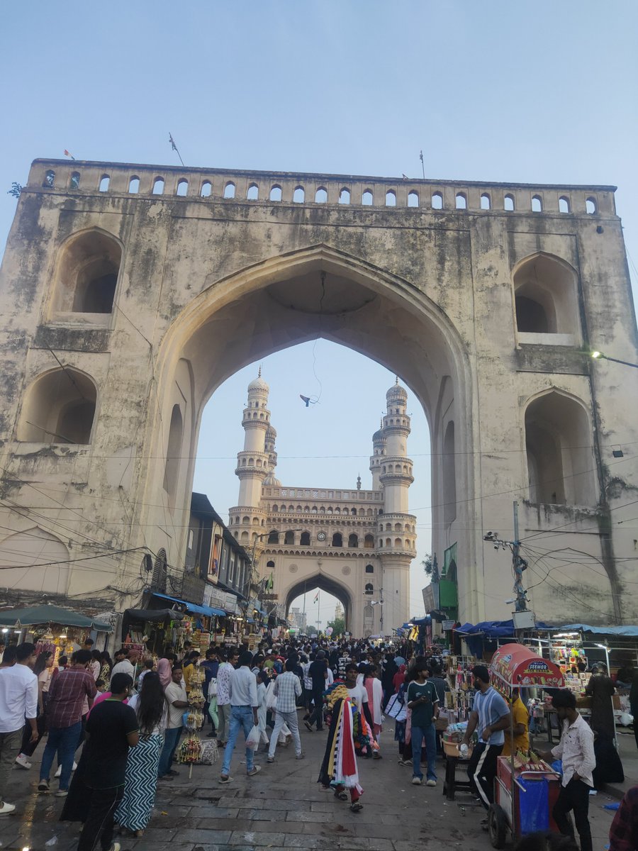 JonahVandan's tweet photo. my clicks at #charminar https://t.co/dniMFgobSw