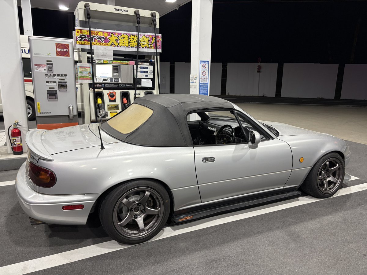 nari_NA8C's tweet photo. 少しだけ夜ドラ

所謂チューニングエンジンだけど、ノーマルと同じように乗りたい時にふらっと乗れるのがいい https://t.co/1XOhiVRvjf