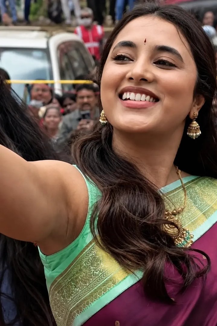 PVeerapandi's tweet photo. Bright smiles &amp; traditional vibes. 

✨ Absolutely gorgeous! 

HD Pics ✨💘 https://t.co/GSVqeZJpTy