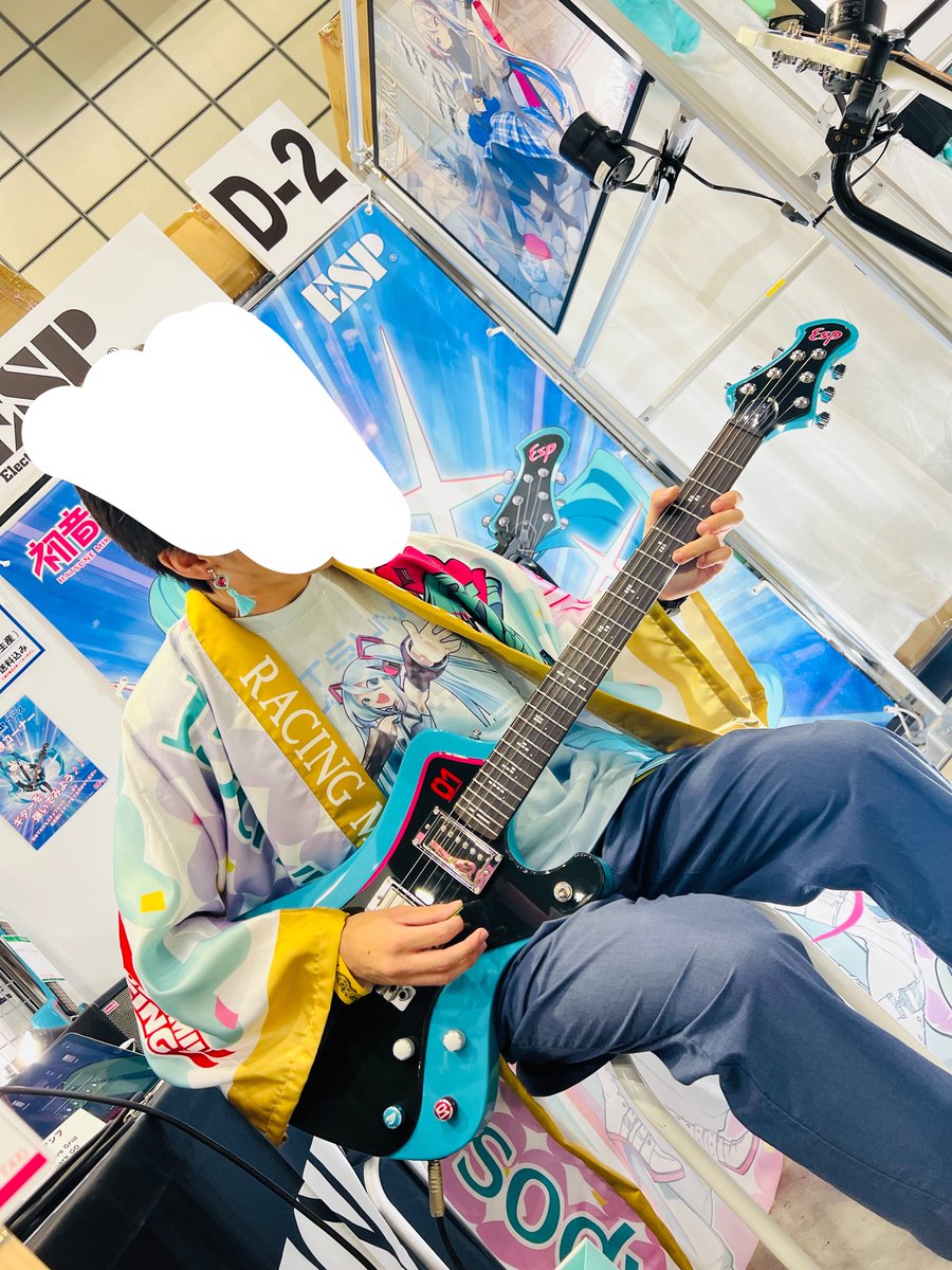 kiri_ys28's tweet photo. 昨日ESPさんのギター試奏させてもらってから恋に落ちてしまったみたいなのでGrassRootsのミクモデル買います！！
#ESPギター 
#マジカルミライ2026 https://t.co/qa0Y70bW1Q