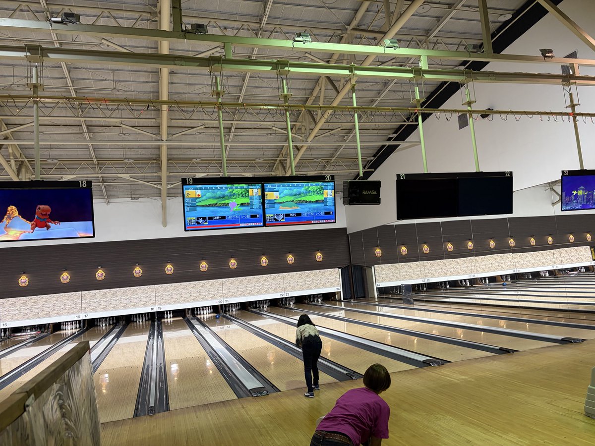 nyamaru03's tweet photo. ボーリング会🎳( ˙灬˙ ก) https://t.co/1lLNMBwMTw