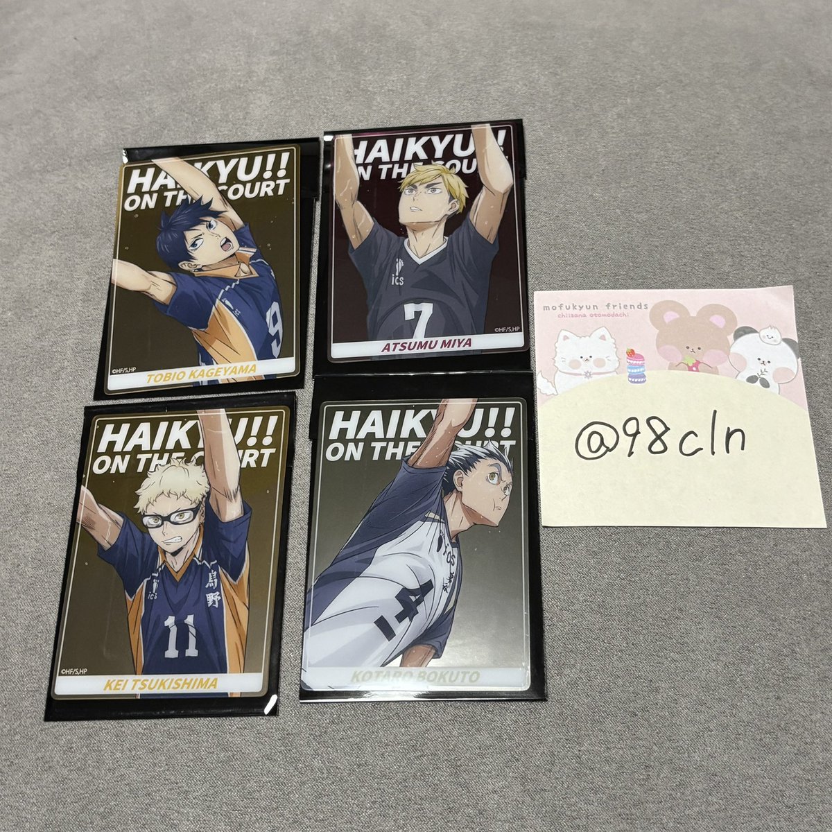 98cln's tweet photo. ハイキュー オンザコート クリアカード 交換

～譲～
影山飛雄
月島蛍
宮侑
木兎光太郎

～求～
日向翔陽
夜久衛輔
宮治

まとめて郵送交換していただける方を優先に探しております。
お声掛けください𓂃 𓈒𓏸 https://t.co/RETUnnsiMy