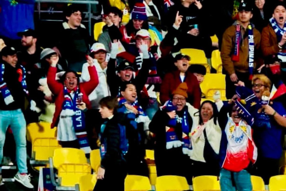 VenNotBen's tweet photo. Happy Anniversary to those who celebrate! As a football fan and a proud supporter of the Filipinas, I honestly don’t think this moment will ever be easy to top. A golden (Bolden) moment. A core memory. One I’ll never forget. Salamat, Filipinas! 💙🇵🇭 @PilipinasWNFT 
@ysabs @XtiansPanaderia @idaflutterby @jadysalonga  📸 WRP @pamcie 
#FIFAWWC
