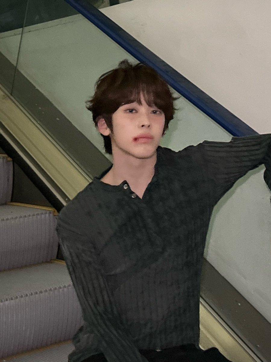 ddidu22's tweet photo. #양경호 COSMO
Kids☀️Return🌑

#idntt #아이덴티티 #양경호 #yanggyungho #itsnotover https://t.co/P0vomKyCHW