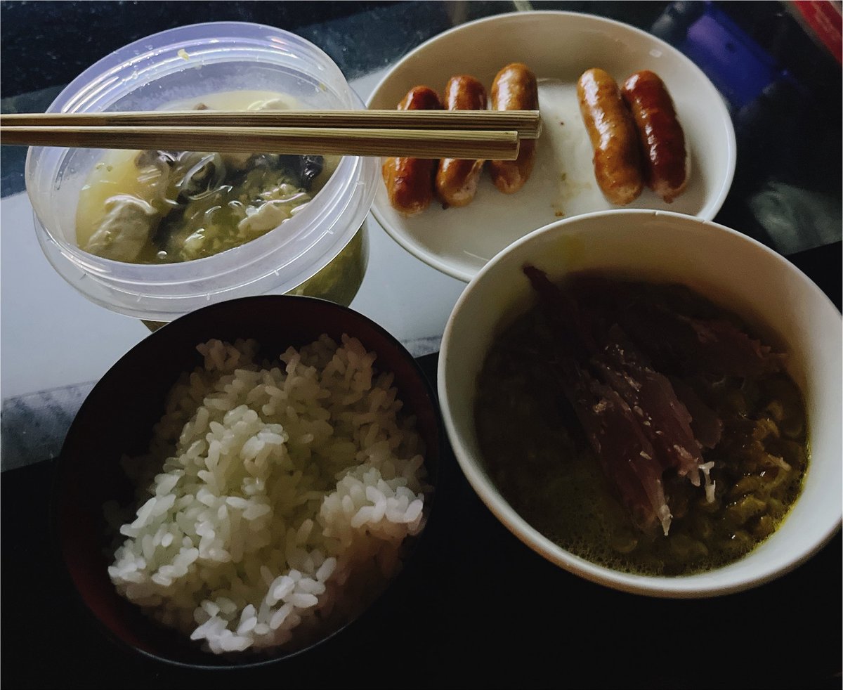あおすん tweet media