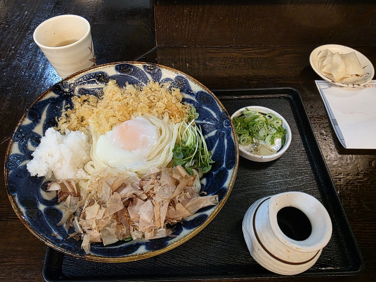 kanedabooooy's tweet photo. 朝一最後尾入場でアズレンに着席。昼前にちょびプラになったところで帰宅。今日はスロットというものに耐えられない日でした。昼は焼肉ランチ、夜はぶっかけえろうどんを食べ、気分を上げて良き休日にしました。 https://t.co/N0FRbm0hDh