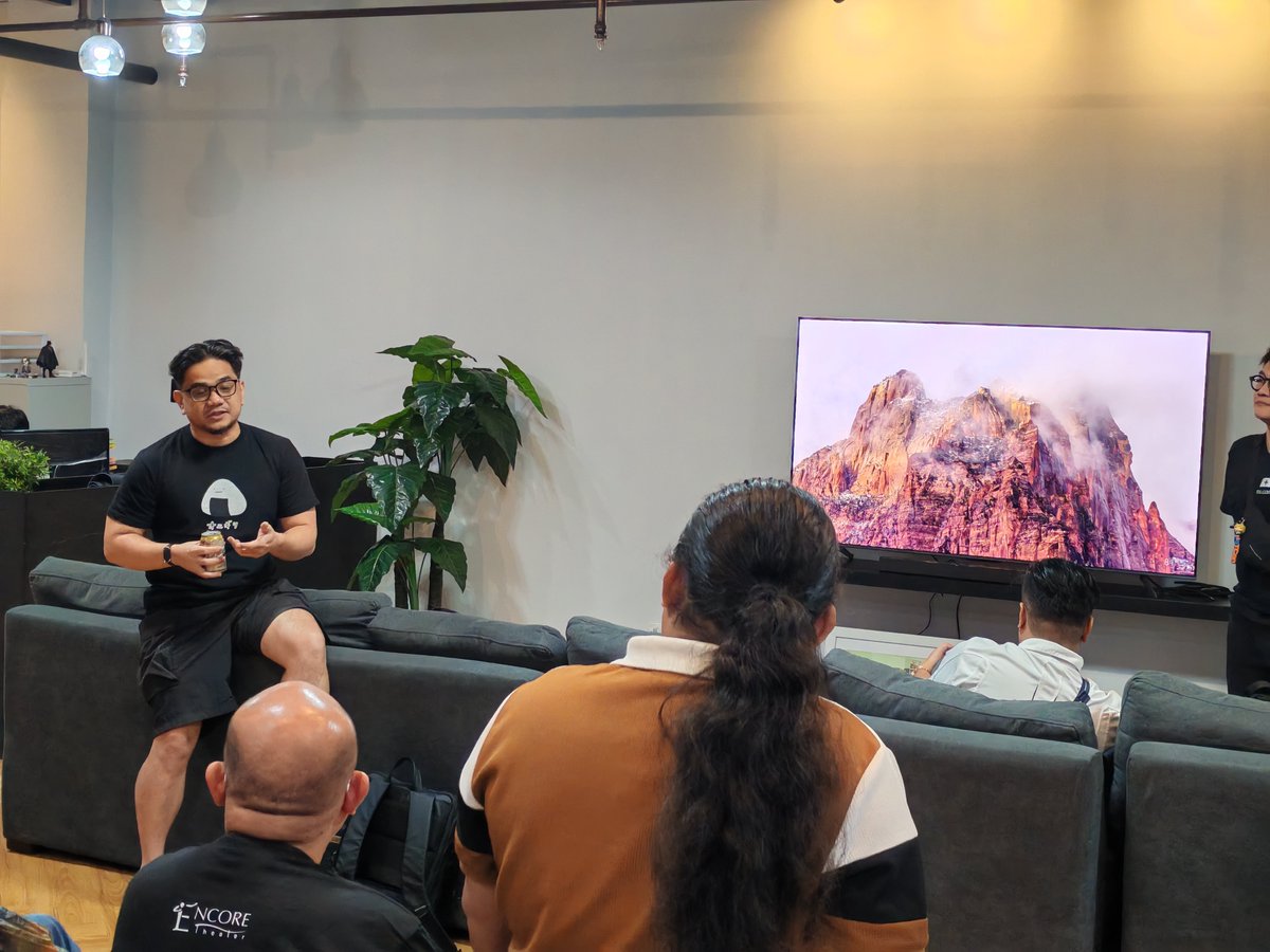 coalservicedev's tweet photo. Thankful for @jasontorres for holding the https://t.co/lR9Bpkb4hM / @OSSPhilippines meetup.

Let's keep building and pushing! https://t.co/xj4zDf2pX5