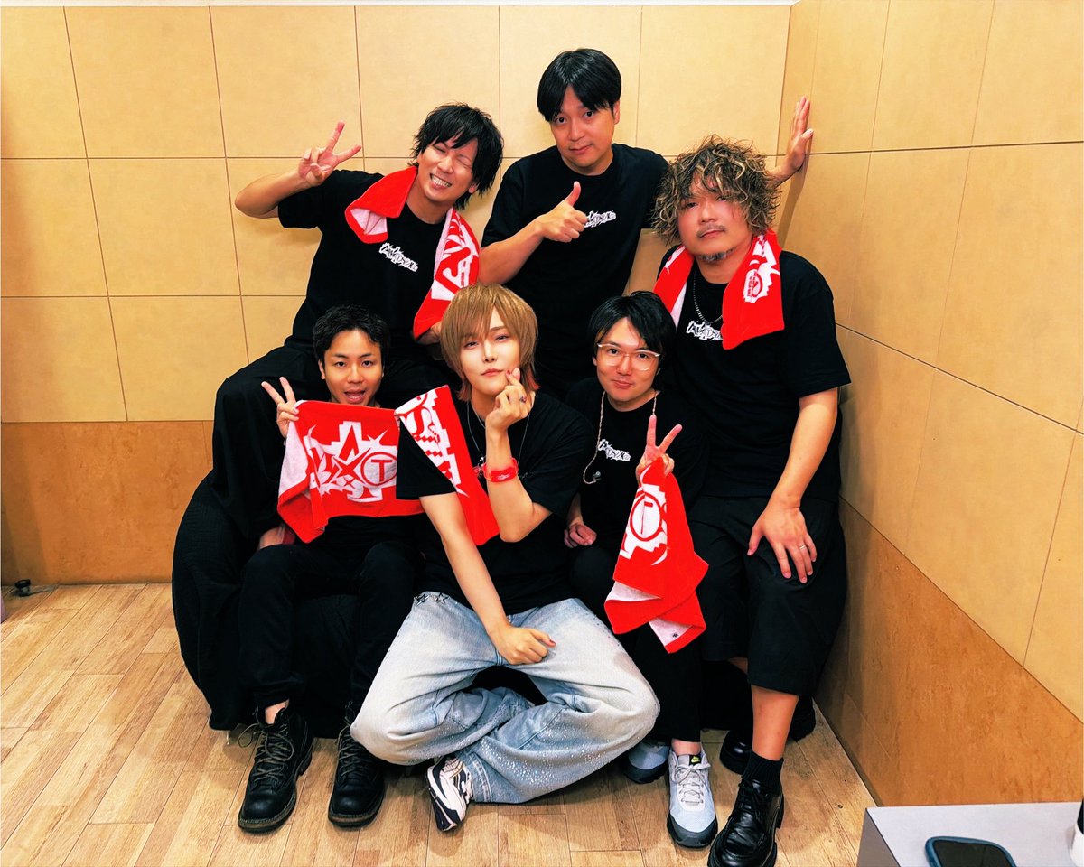 Kuwa3000's tweet photo. 天月ZeppTour2026
 "その笑顔まで、あとワンコーラス
in Zepp Nagoya

最高だったなー！！！

無事にツアー全公演を完走しました✨

また一つ、忘れられない夏の思い出が増えました✌️

会場に足を運んでくださった皆様、本当にありがとうございました！！
#天月 #その笑顔まであとワンコーラス https://t.co/eSlelDiLgI