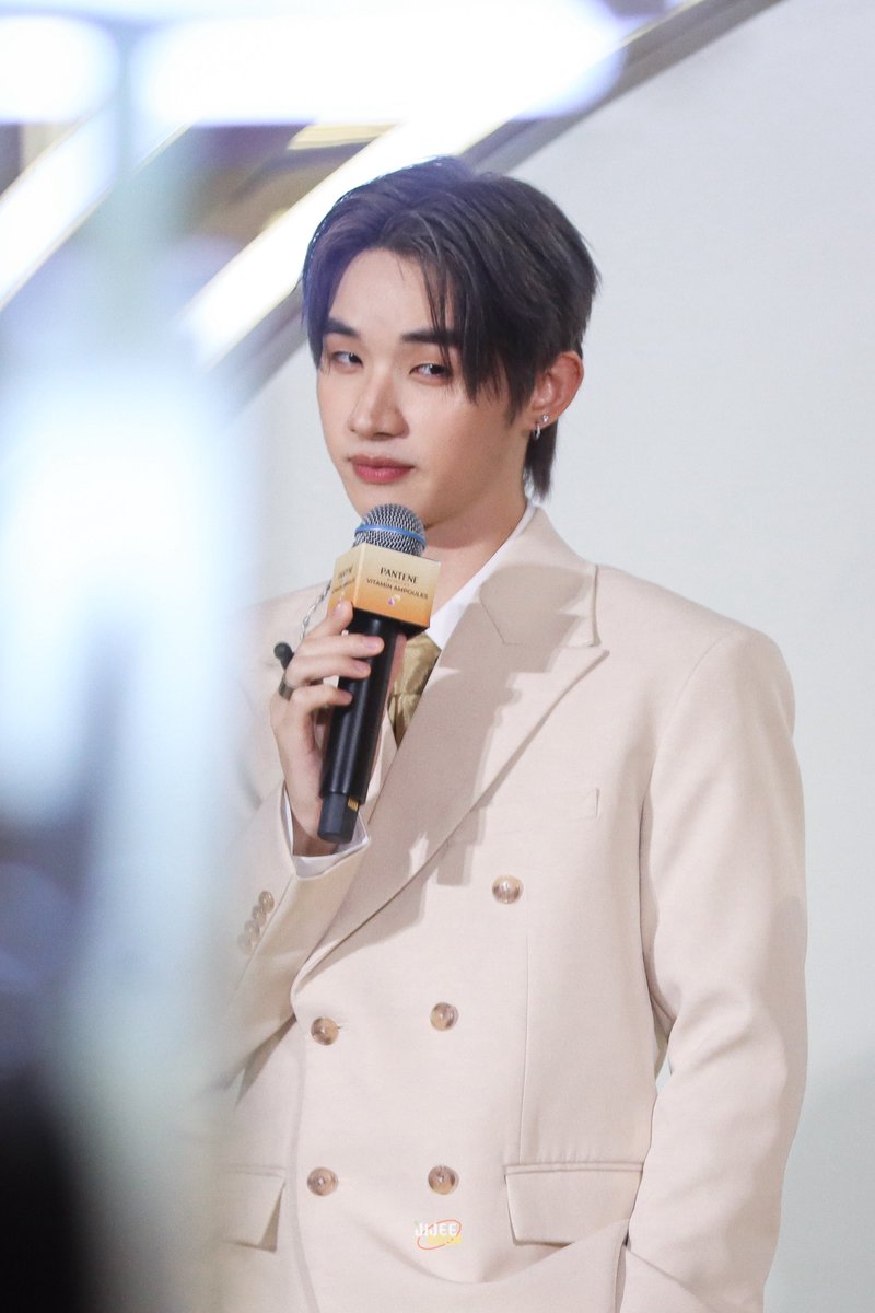 jijeespgn's tweet photo. หมั่นเขี้ยว🤏🏻

NH x VITAMIN AMPOULES 
#PantenexNutHong 
#hongshihoshi https://t.co/senDV7pYD5
