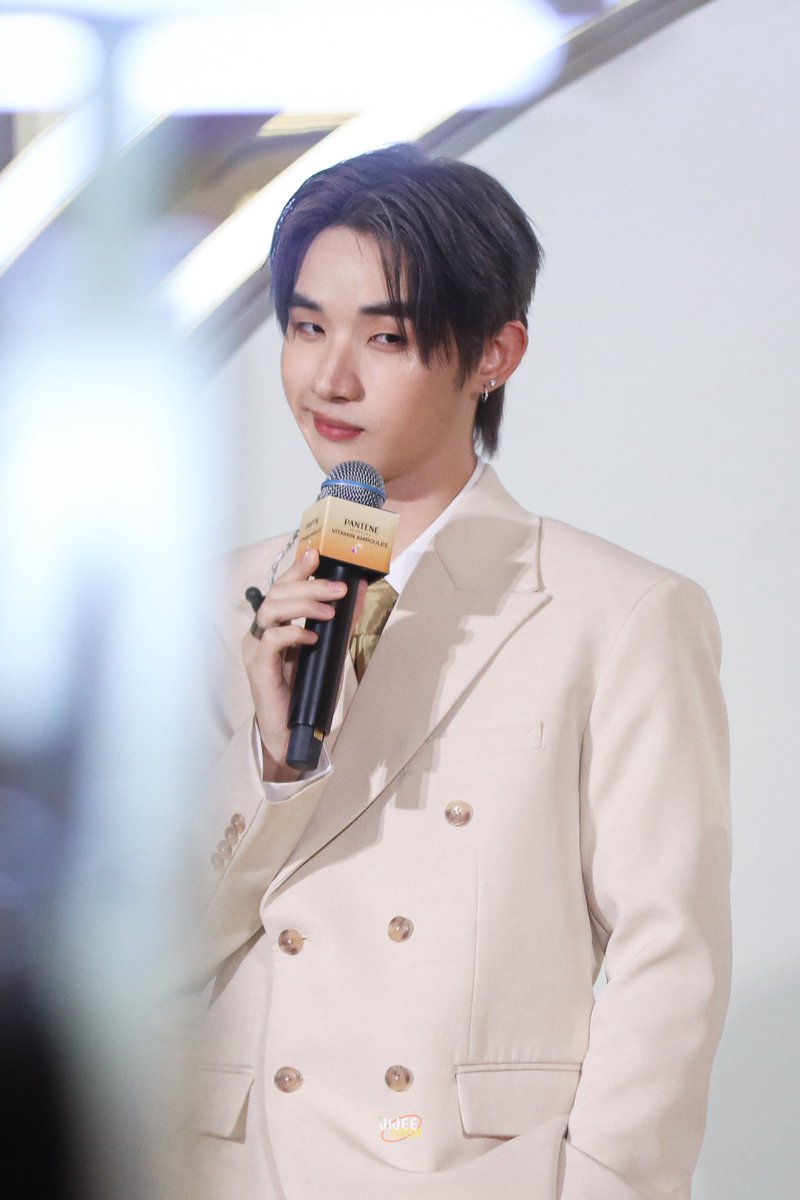 jijeespgn's tweet photo. หมั่นเขี้ยว🤏🏻

NH x VITAMIN AMPOULES 
#PantenexNutHong 
#hongshihoshi https://t.co/senDV7pYD5