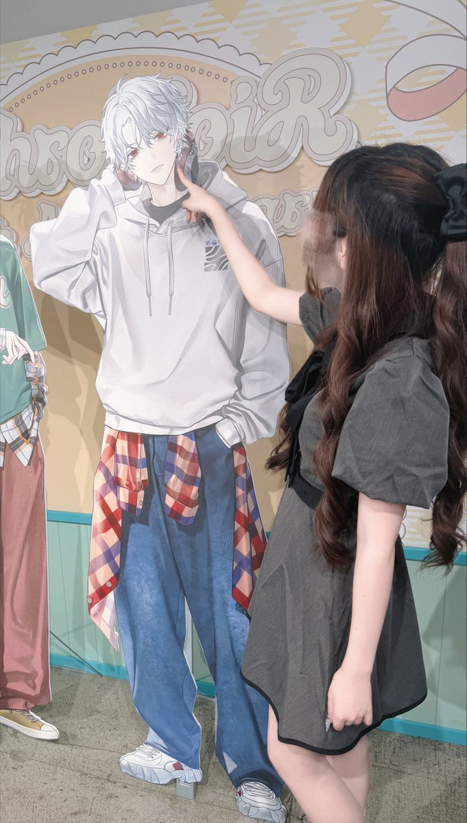 sakura_zukiii's tweet photo. くろのわのぽぷあ行ってきたよ˶ ̇ᵕ​ ̇˶
内装めちゃcuteな空間だったᐢ ̥_  ̫ _ ̥ᐢ♡
 #ChroNoiR8周年POPUP https://t.co/u1y4MjkmnX