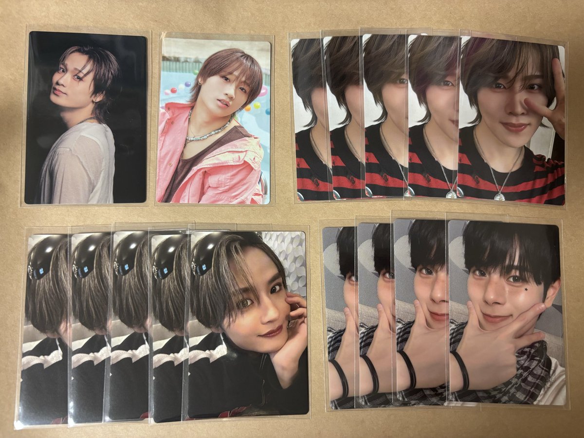 nimo_dx11's tweet photo. DXTEEN wanna 封入トレカ　通常盤　初回A B 交換

譲）画像参照
　田中　大久保　寺尾　福田

求）谷口

郵送での交換

#DXTEEN交換 https://t.co/AVuzjIuG8z