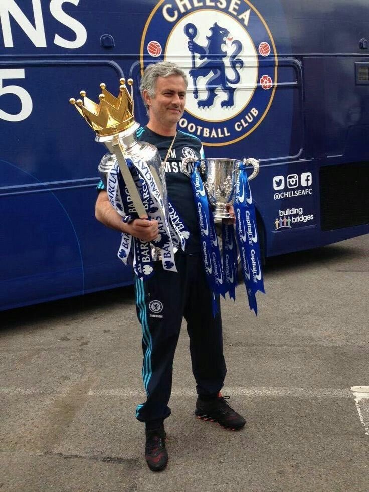 ChelseaInPhotos's tweet photo. The Special One. 🏆🏆 (2015) https://t.co/O7gqQLuedN