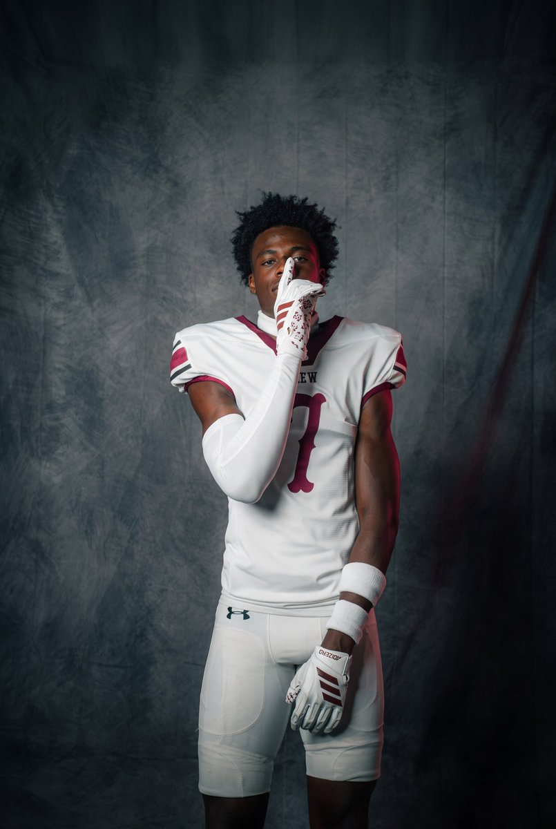 FlicksbyKyle's tweet photo. Tview Media Day ✅ https://t.co/7hDcA7gsGh