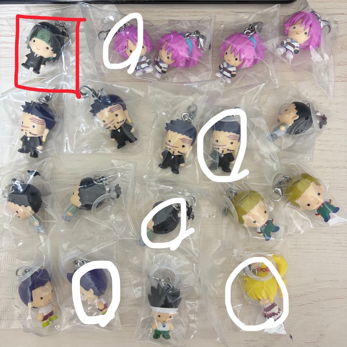 yu_mo199's tweet photo. @MADAO_lady ご返信並びに画像の方もありがとうございます…！
こちらの白丸を希望しているのですが、いかがでしょうか？
ご検討いただけますと幸いです🙇‍♀️ https://t.co/lEO7UGaWiu