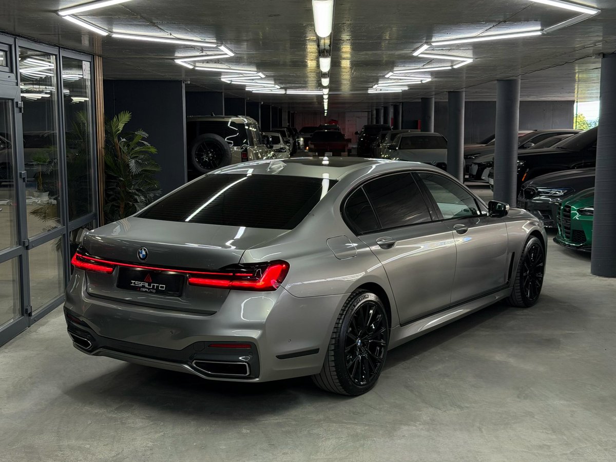 nocarcontext's tweet photo. BMW 730D 🩶🩶 https://t.co/6MwFlvA1MC