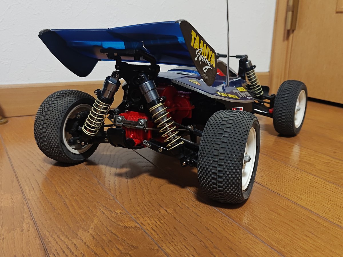 akatsuki_hm's tweet photo. ダンパー換装完了
 #TAMIYA
 #RC
 #ダートスラッシャー https://t.co/zP5M3U7PA6