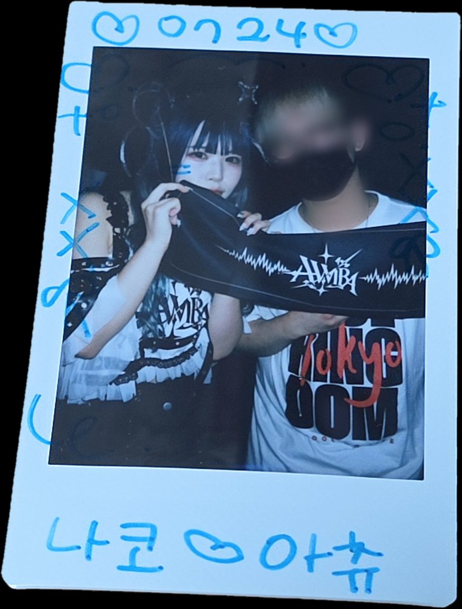 나코なこ tweet media