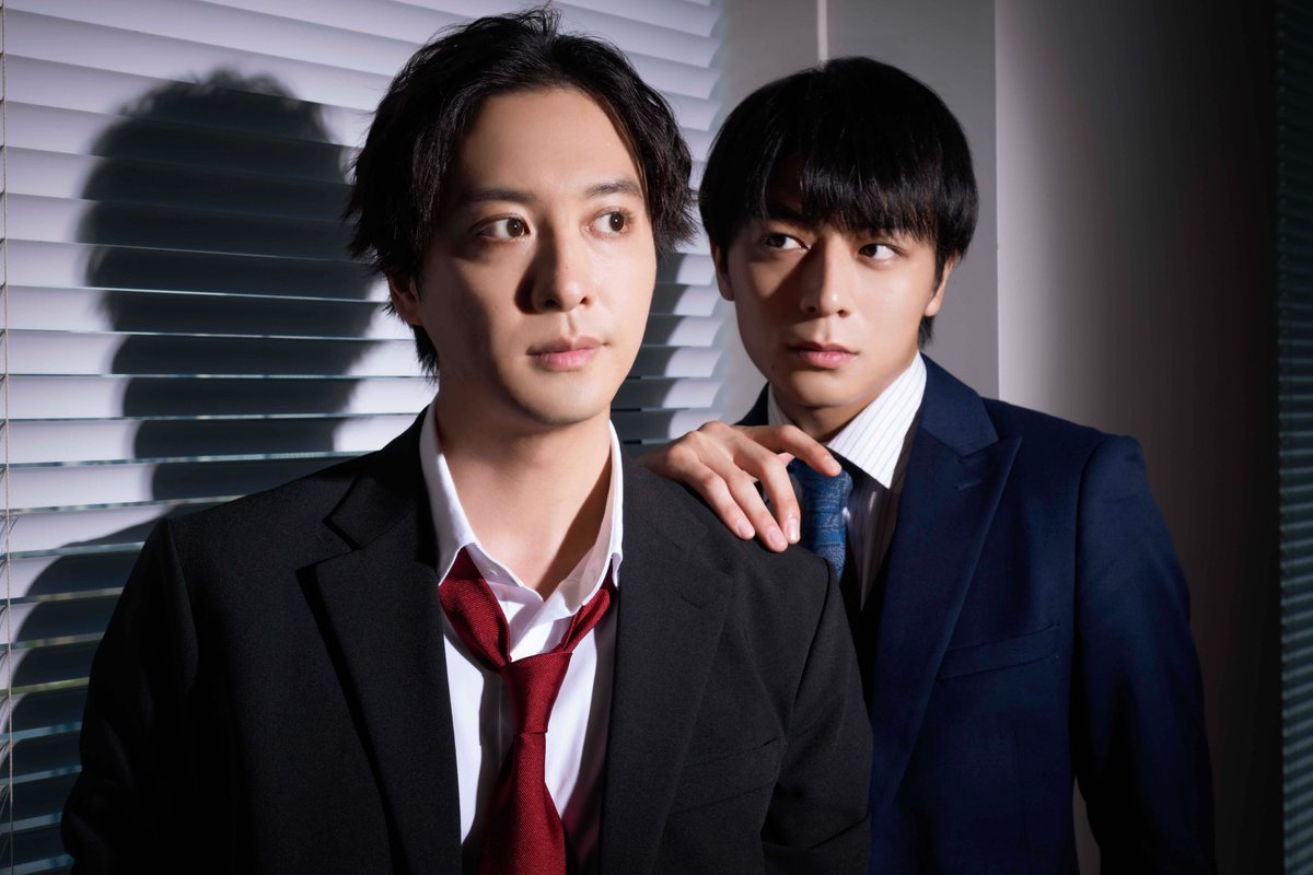 TVGweb's tweet photo. 「キスは捜査のあとで」
渡部秀＆齋藤璃佑インタビュー✍🏻
-------------

すでに話題沸騰中❗️
”刑事×BL”を描く本作の見どころは…
齋藤は3度目の警察役で「公務員顔」

歳の差コンビの関係性、
相手の“かわいい”ところも告白💭
「顔を近づけることも多いので…」

https://t.co/nWOhj2AcZu

#キスあと https://t.co/GbL13aAbDQ
