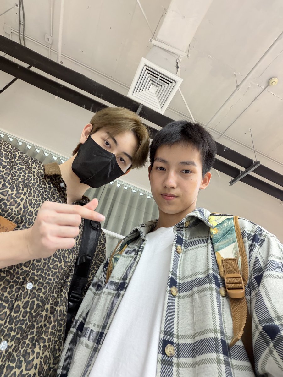 achi_achiravich's tweet photo. ��ันนี้ขอบคุณทุกคนมากๆเลยนะครับ ที่โหวตให้ผมและให้กำลังใจพวกผม วันนี้สนุกมากครับ ผมจะทำให้เต็มที่ครับ จะไม่หยุดพัฒนาตัวเองแน่นอนครับ
#projectalphanewclan https://t.co/8hoyqAxGbY