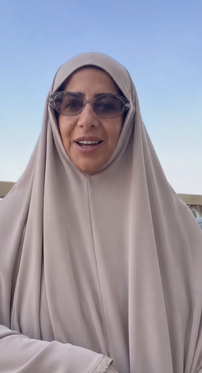xedosky's tweet photo. هايدي بقت اخوانية!
المشكلة هي ضم اي صوت مخالف تحت مظلة الاخوان!
يعني ايه مثلا واحد يساري تقدمي او ثوري يبقى اخوان اصلاحي محافظ؟ المعارضة فيها اطياف كثيرة جدا وأعقد فكريا وسياسياً عن شوية القلل اللي اسمهم اخوان!
الظابط اللي ماسك السكربت محتاج يفهم ويتعلم عشان حمار!
#كفاية_عك https://t.co/c03qnv7hQ1