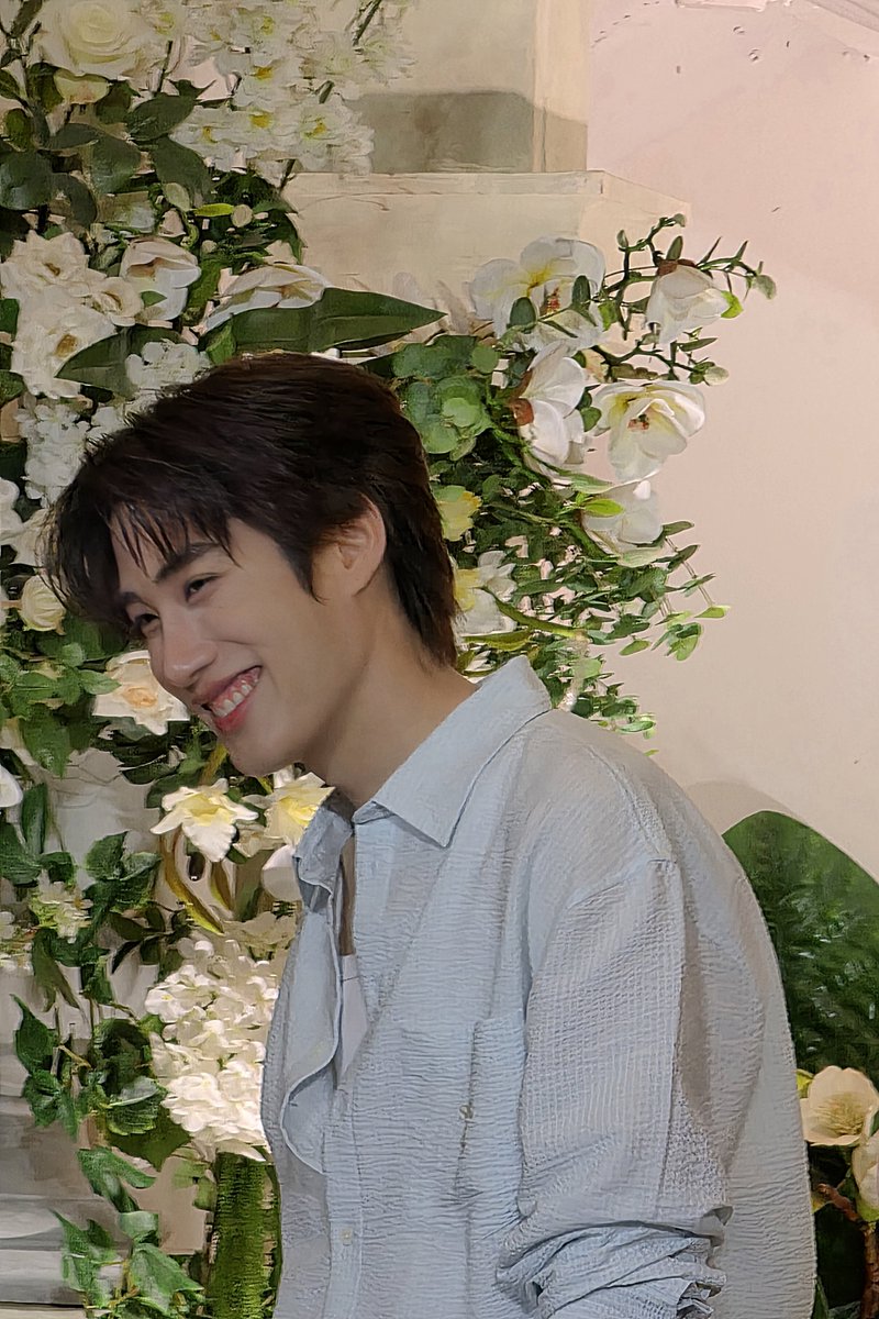 aoonjitti's tweet photo. แบบนี้เรียกหล่อทุกมุมได้ไหม
“Sweet Time Sweet Moment with Tle-Firstone” 

#SMILEBLOOMxTleFirstoneSweetTime https://t.co/ckPXBHDzXo