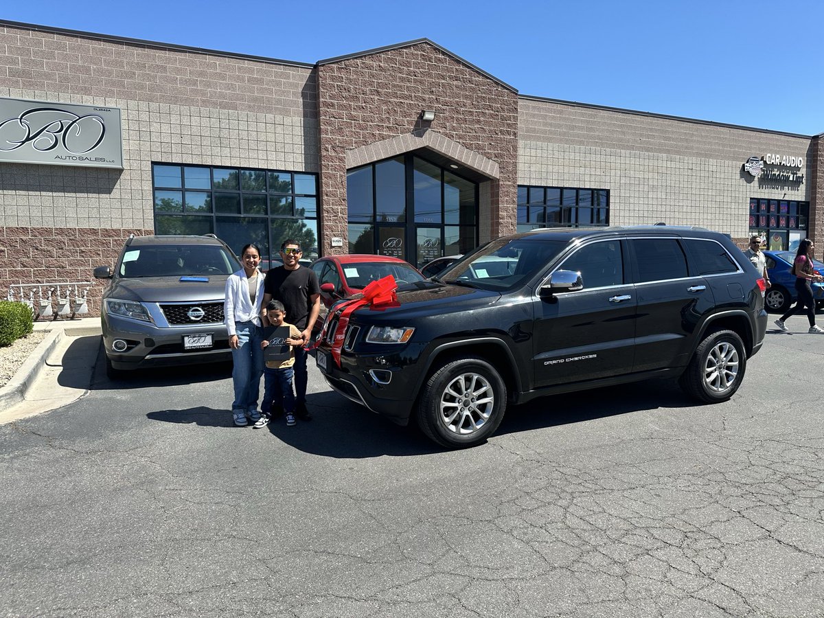 oboautosalesllc's tweet photo. Congratulations to another happy family on their new Jeep Grand Cherokee! π
Thank you for trusting OBO Auto Sales. We make car buying easy with 0% Interest, No Credit Check, and affordable payments.
#OBOAutoSales #JeepGrandCherokee #HappyCustomers #UtahCars #NoCreditCheck https://t.co/qN95k9KIY4
