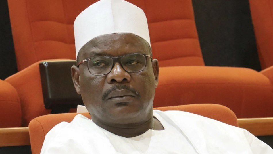 thecableng's tweet photo. Ndume commends Tinubu's army expansion, demands modern weapons, better pay for troops 

Ali Ndume, senator representing Borno south, has commended President Bola Tinubu for approving the expansion of the Nigerian Army from eight to 12 divisions and the recruitment of 28,000 additional personnel to strengthen the country’s security architecture.

The federal government last Thursday approved the establishment of four new army divisions in Makurdi, Ilorin, Jalingo and Benin city to improve military coordination and response time.

https://t.co/WaVUaOWdt2