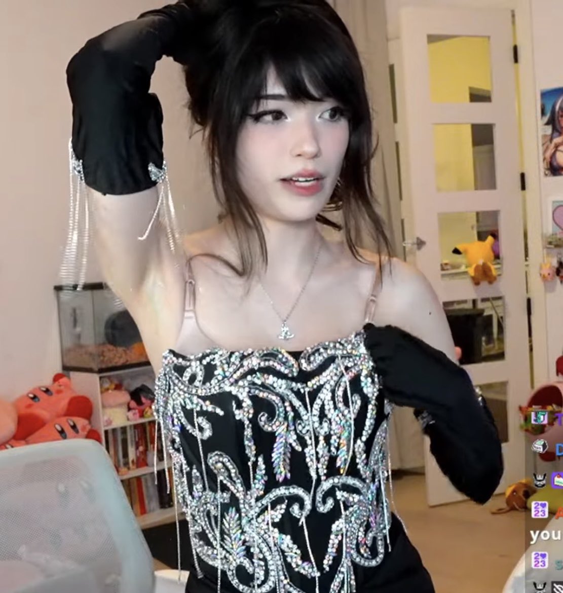 armpit_moe's tweet photo. nice hair https://t.co/8GBKXwGvEn