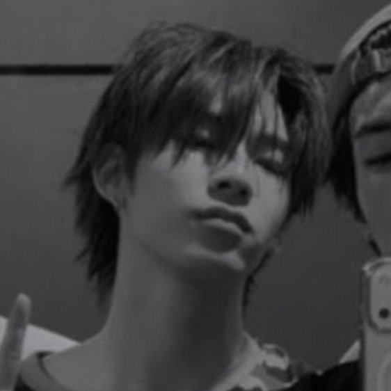 bbxk_'s tweet photo. ตี๋ในห้องซ้อม = ร่างปฎิเสธมัม https://t.co/HBatYiO3Z8