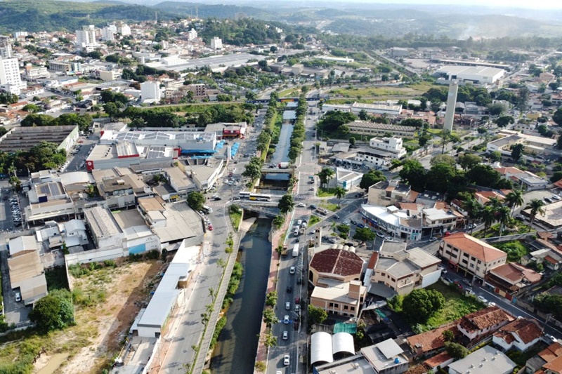 BetimOnline's tweet photo. TJMG derruba lei de Betim que permitia permuta de bens públicos sem licitação. Tribunal considerou que norma municipal ampliava, de forma irregular, as situações de dispensa de licitação previstas na legislação federal. #BetimOnline
https://t.co/aXnCL68WcS https://t.co/Ax1so9iPT6