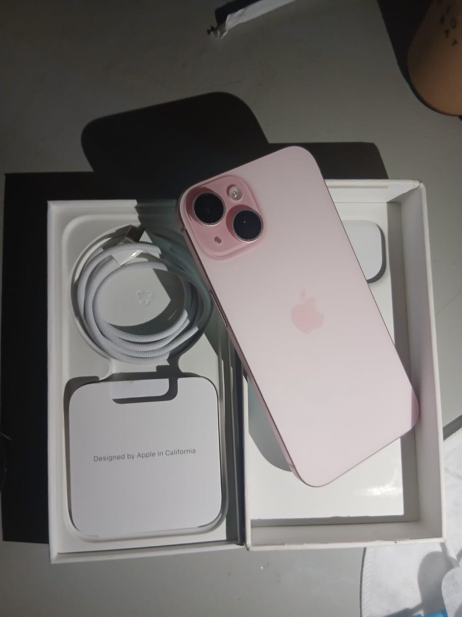 birdmalts's tweet photo. wts iphone 15 basic pink 128gb SA/A

kondisi:
- BH 88% ori
- gapernah service
- garansi off di april, resmi indo blibli
- all fungsi normal 

pemakaian pribadi, box + softcase + kabel charger ori blm dipake sama sekali

tanya” langsung dm, lok tangsel 

9,5 jt nego https://t.co/QYZ0PGRlb4