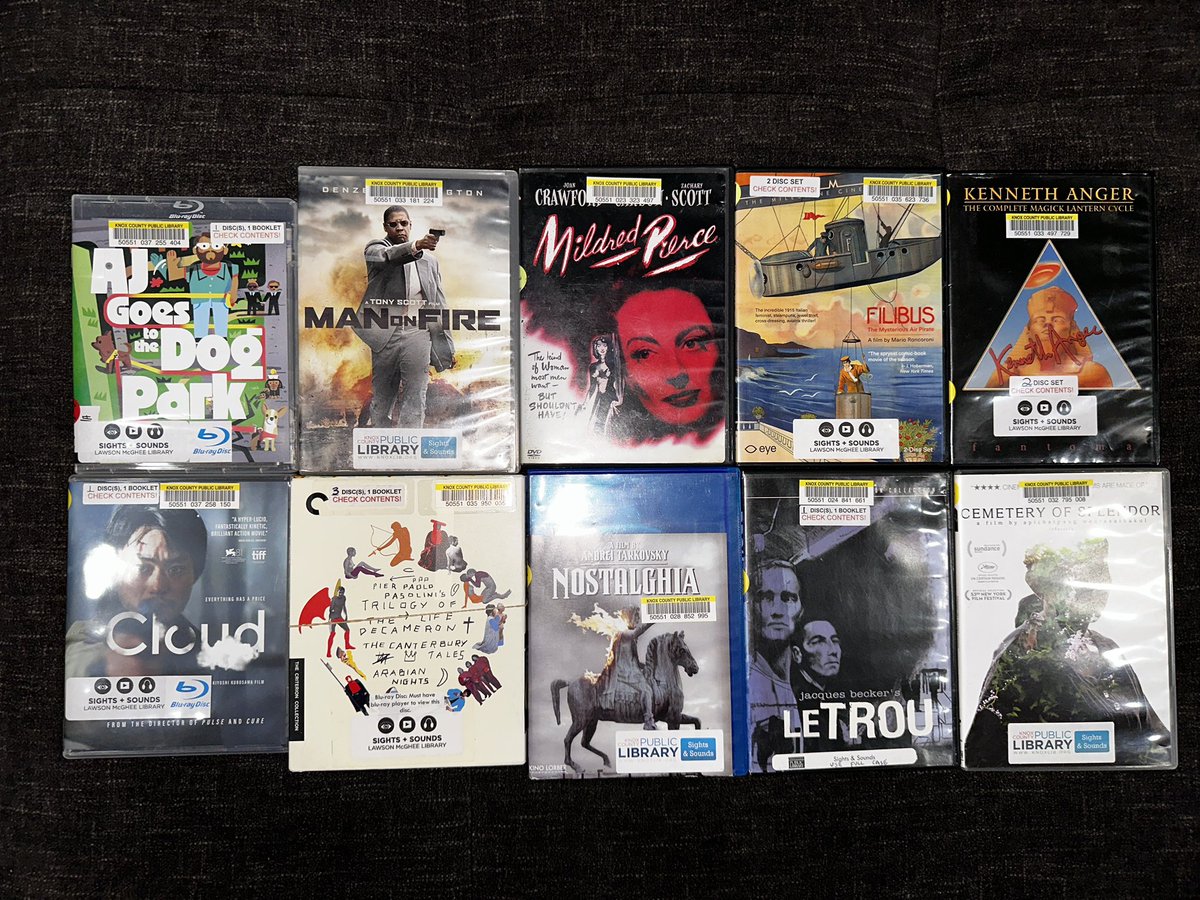 Oh___Noah's tweet photo. Library Haul ! 😁😁😁😁😁 https://t.co/8p18qKTILZ