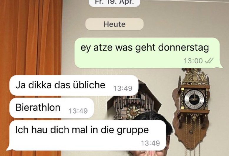 herr knax (satire) tweet media